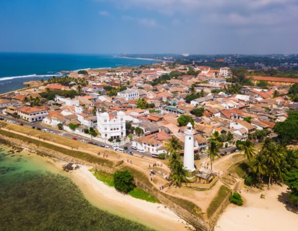 In de voetsporen van de VOC: Een Reis door het Nederlandse Erfgoed in Sri Lanka