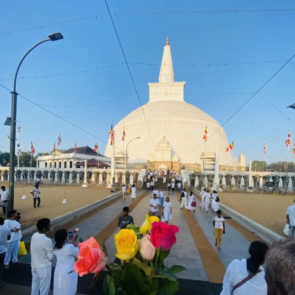 Ruwanweli Maha Seya Temple
