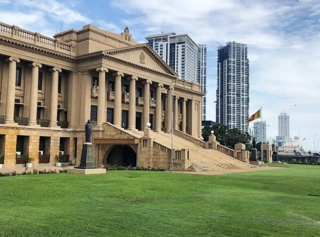Colombo City Tour - Old Parliament