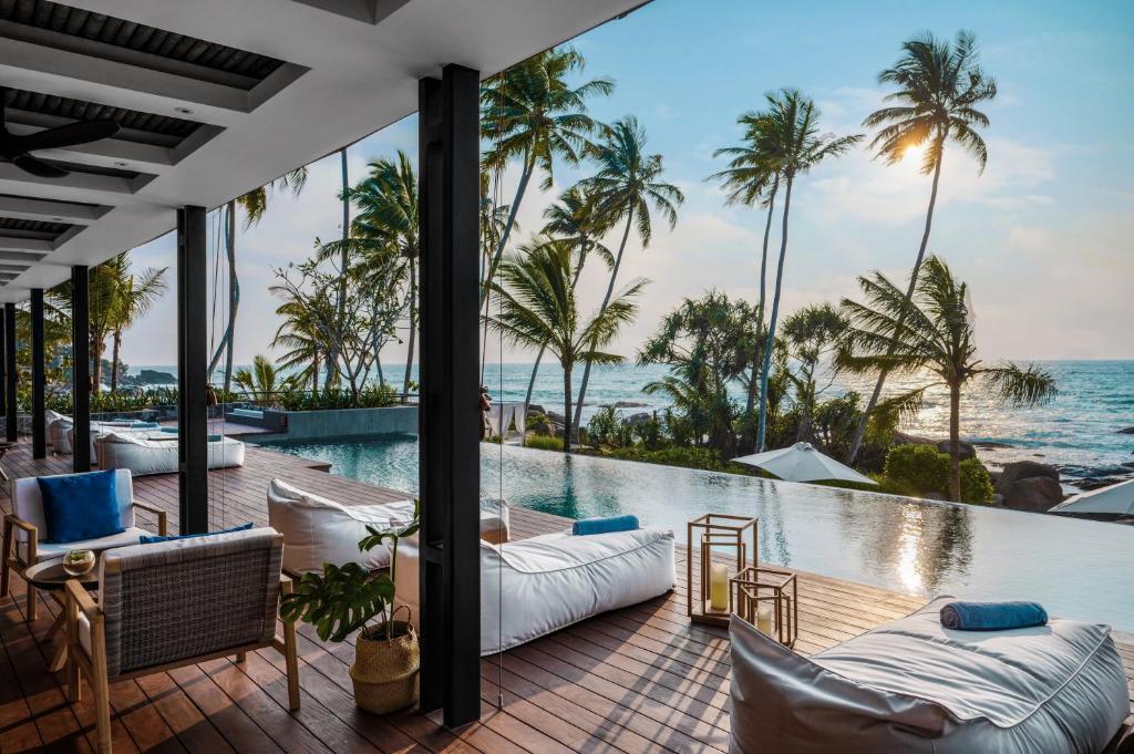 Ahu Bay Sri Lanka​