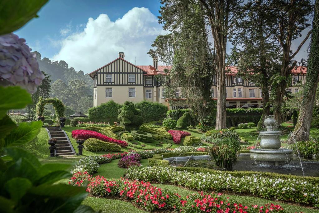 The Grand Hotel Nuwara Eliya​