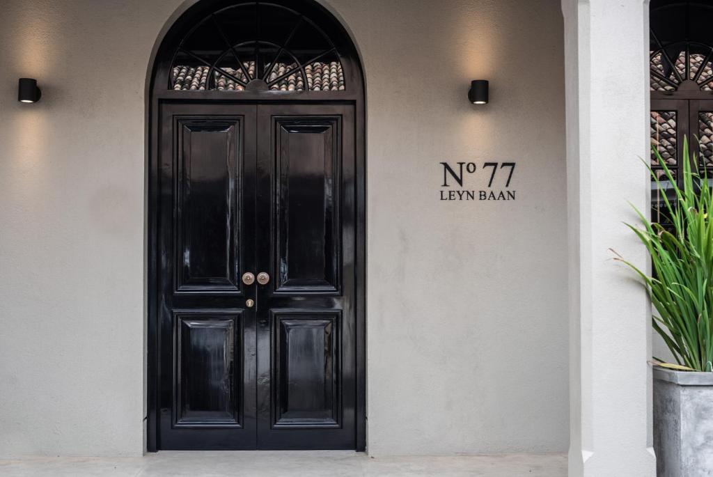 No 77 Leyn Baan